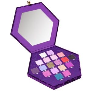 Jeffree Star Blood Lust Palette